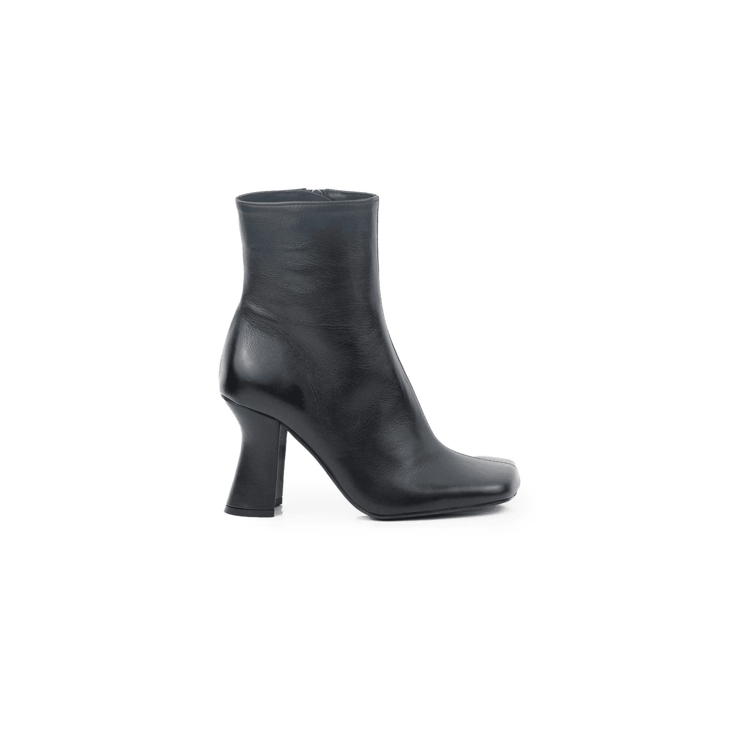 L'INTERVALLE OUTLET Cayenne Black Leather