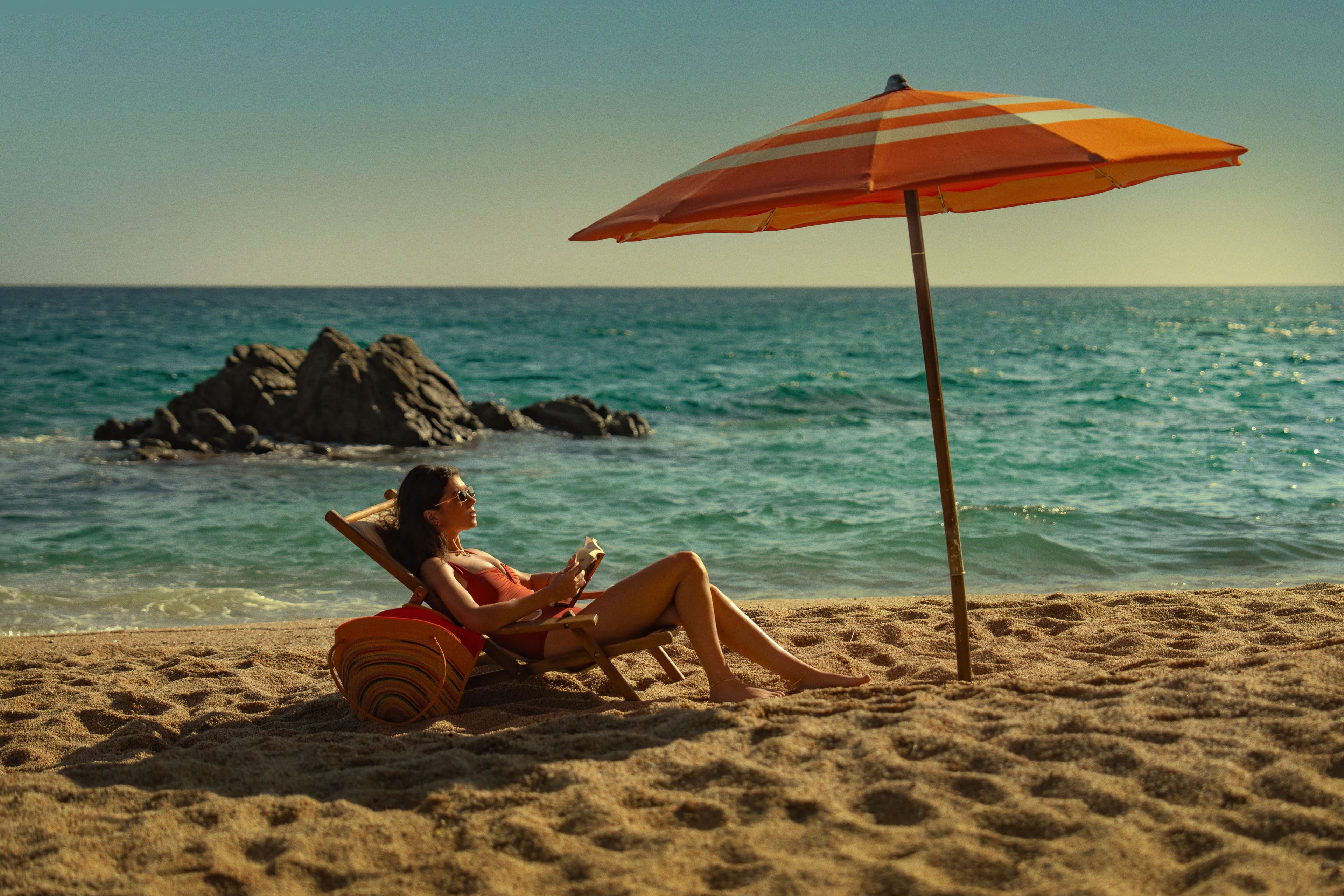 Emily Bader in “People We Meet on Vacation.”